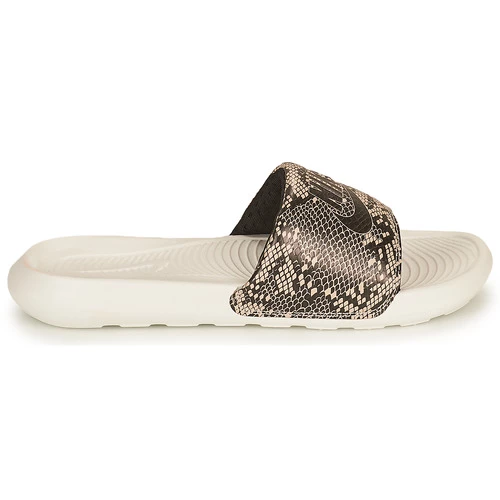 Chaussures Femme Claquettes Nike VICTORI PRINT BENASSI Kaki 4 Chaussures Femme Claquettes Nike VICTORI PRINT BENASSI Kaki – Image 2