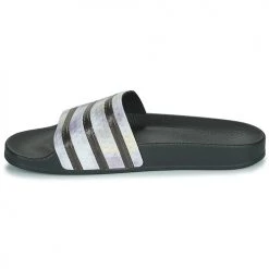 Chaussures Femme Claquettes adidas Originals ADILETTE Noir / Argent 10 Chaussures Femme Claquettes adidas Originals ADILETTE Noir / Argent -Mules Soldes2022 19933652 500 D